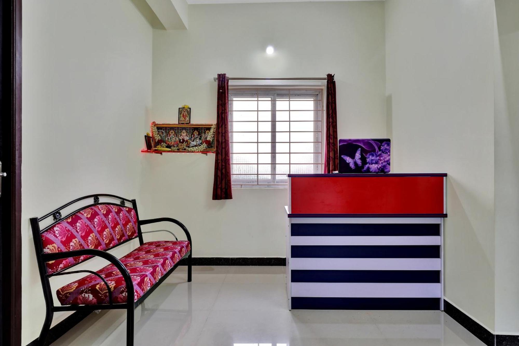 Hotel O Kb Residency Guduvancheri Bagian luar foto